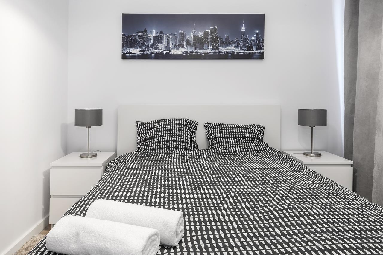 Executive Suites Moduo ワルシャワ エクステリア 写真
